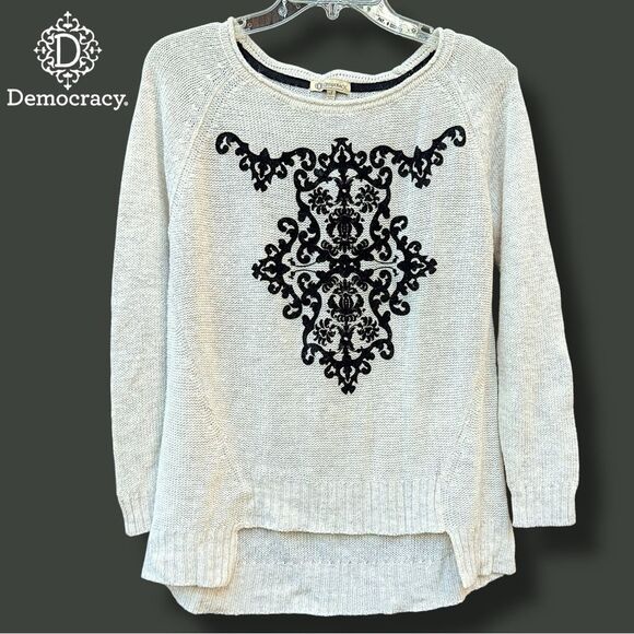 Democracy Sweater Cream Velvet Design Long Sleeve Wool Blend Drop Tail Hem Sz S - Picture 1 of 9